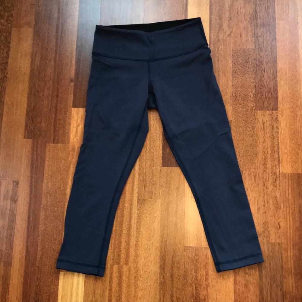 Lululemon Wunder Under Crop